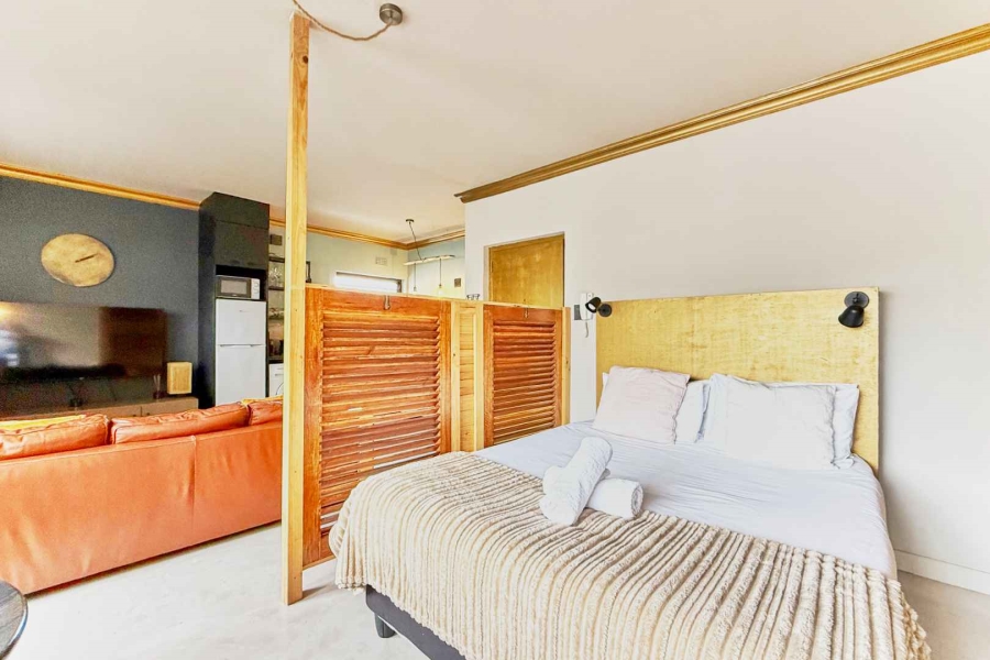 0 Bedroom Property for Sale in Sea Point Western Cape
